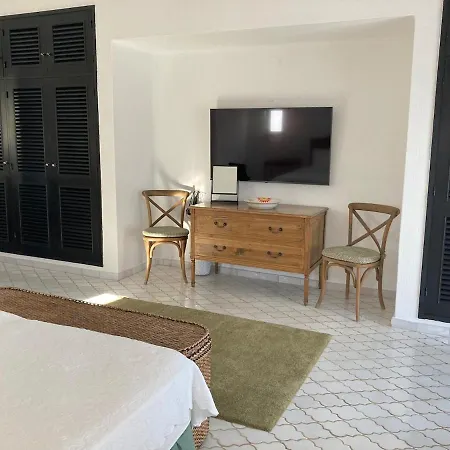 펜션 Vale Do Lobo - Mimosa 2 *